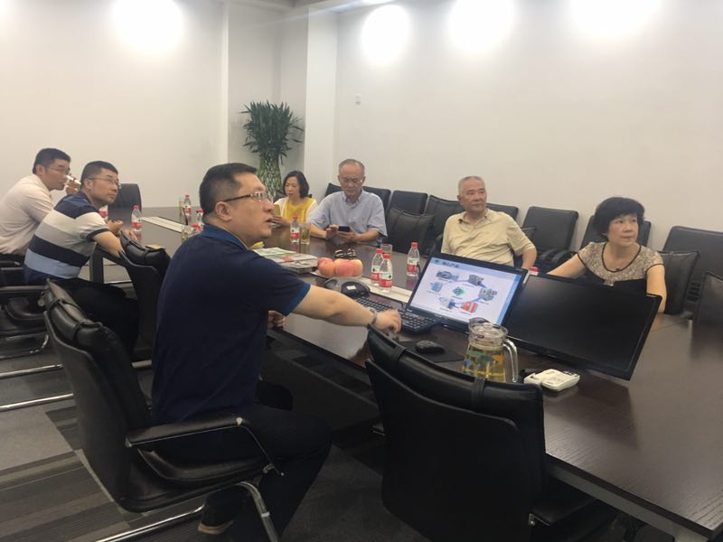 熱烈歡迎政協(xié)主席貢培興、新產(chǎn)業(yè)研究會(huì)副會(huì)長(zhǎng)張建等一行參觀日聯(lián)科技